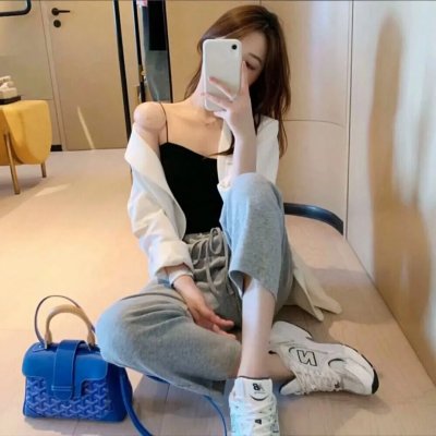 女税务员